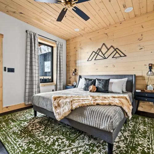 Master Bed 1 - Ash Pass